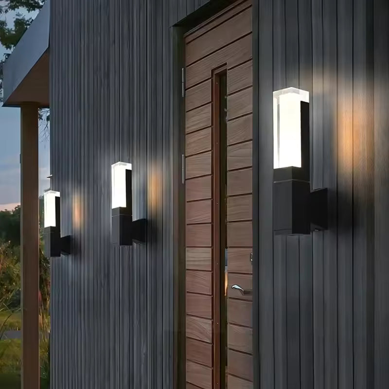 PIR Outdoor Wall Light